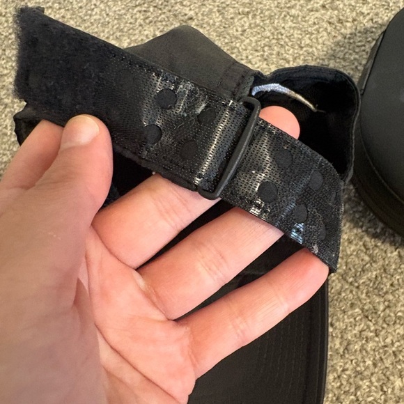 Women's Nike Grey Black Golf Hat Cap - Picture 6 of 10